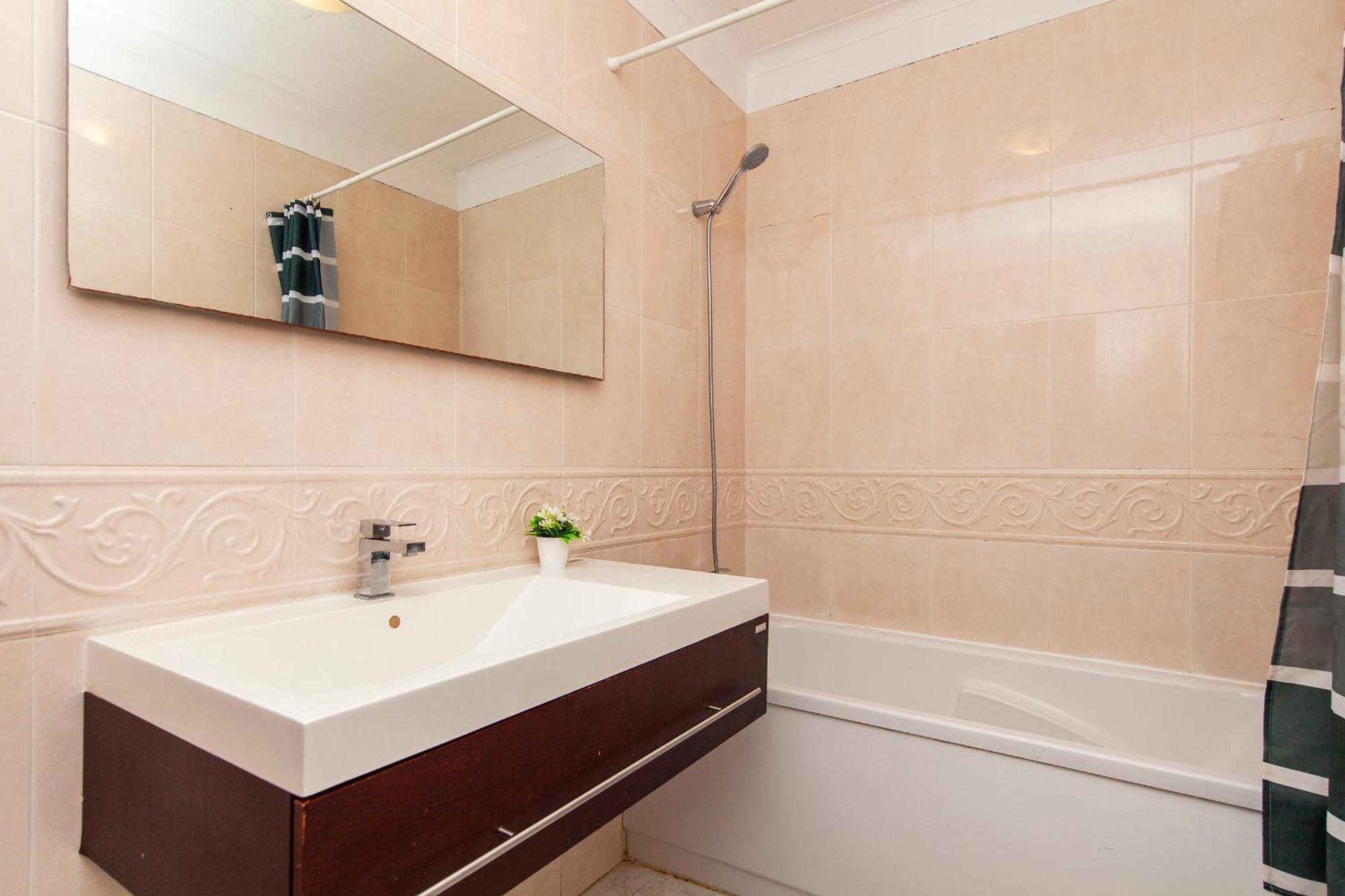 B37 - City Central Door Apartment Lagos Ngoại thất bức ảnh